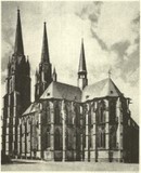 EI isabethkirche, Marburgo 
(1235-1283). 